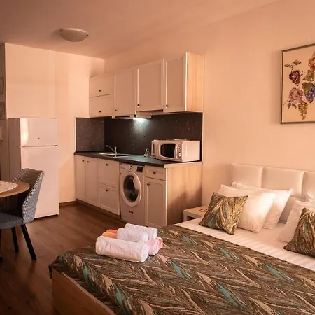 Bellissimo студио близо до плажа Ravda